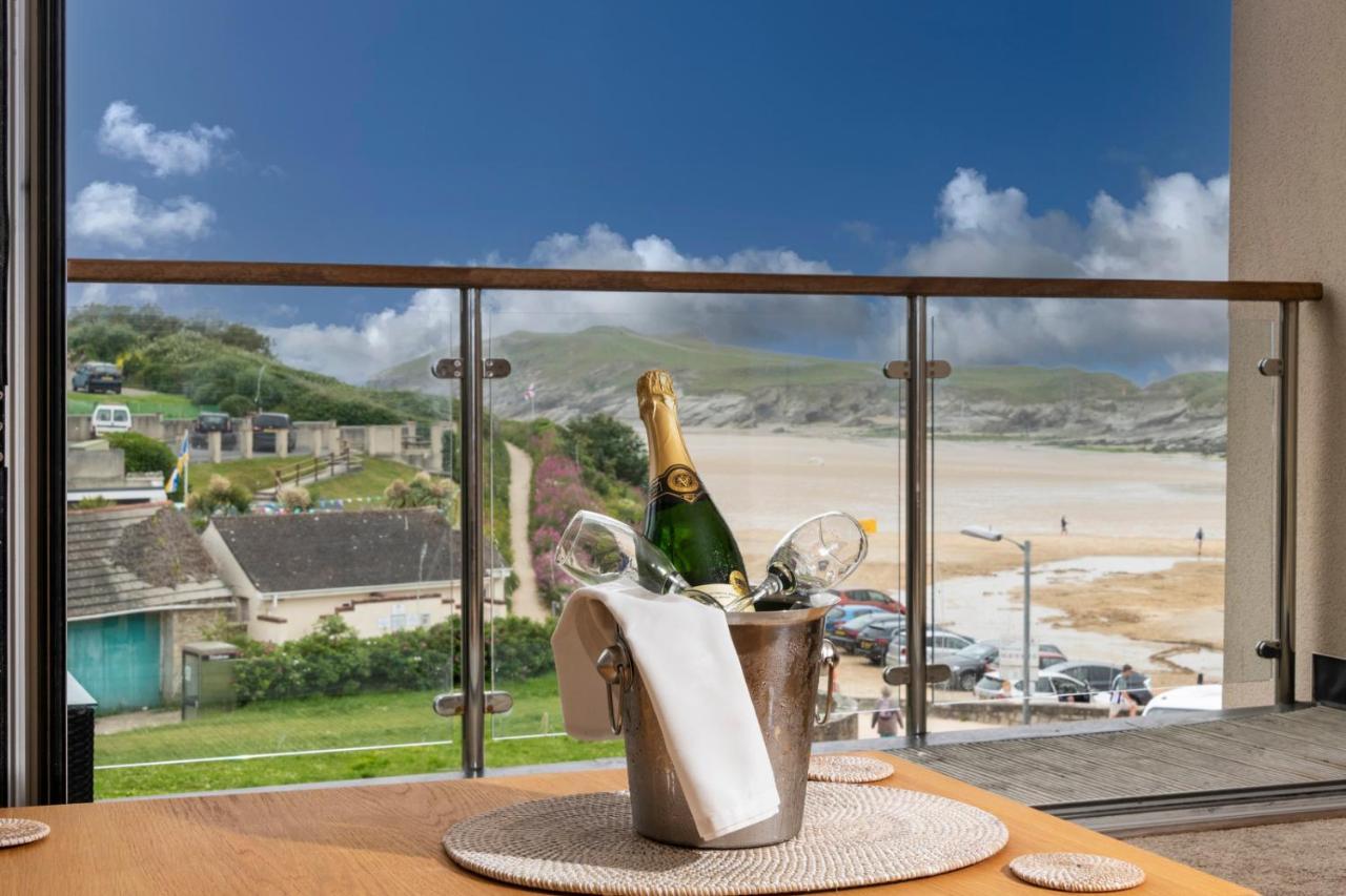 The House & Porth Sands *