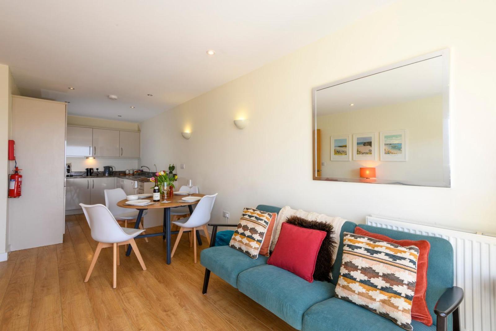 The House & Porth Sands Appartement