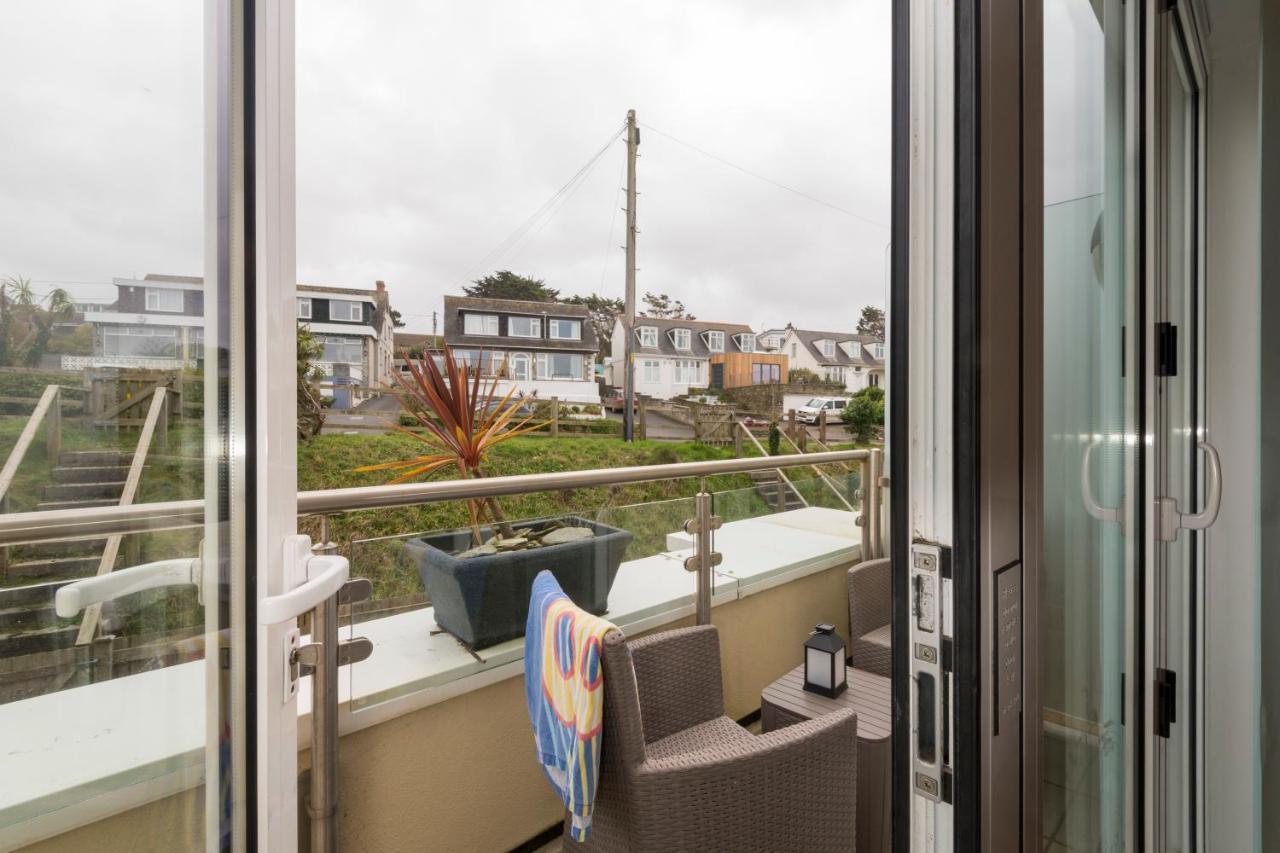 The House & Porth Sands Apartment