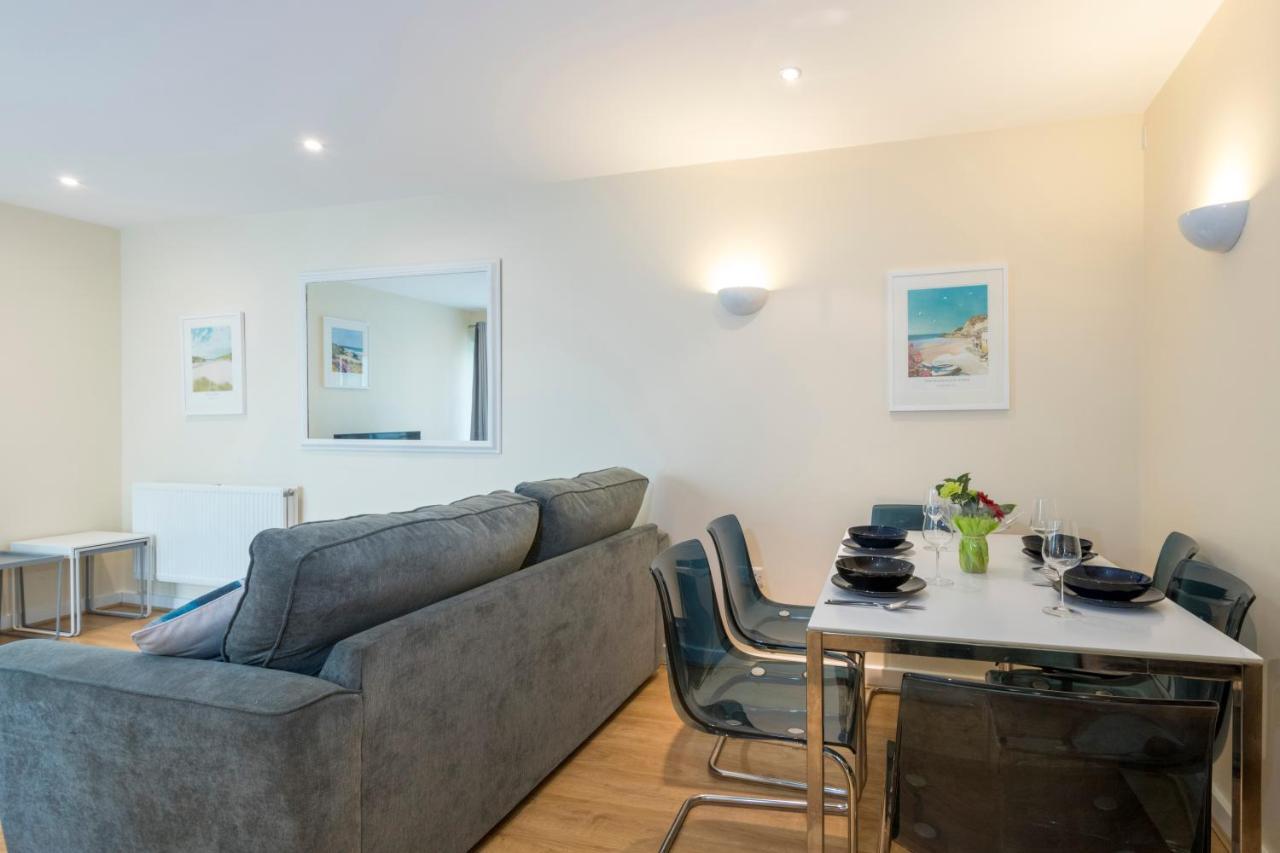 The House & Porth Sands * New Quay