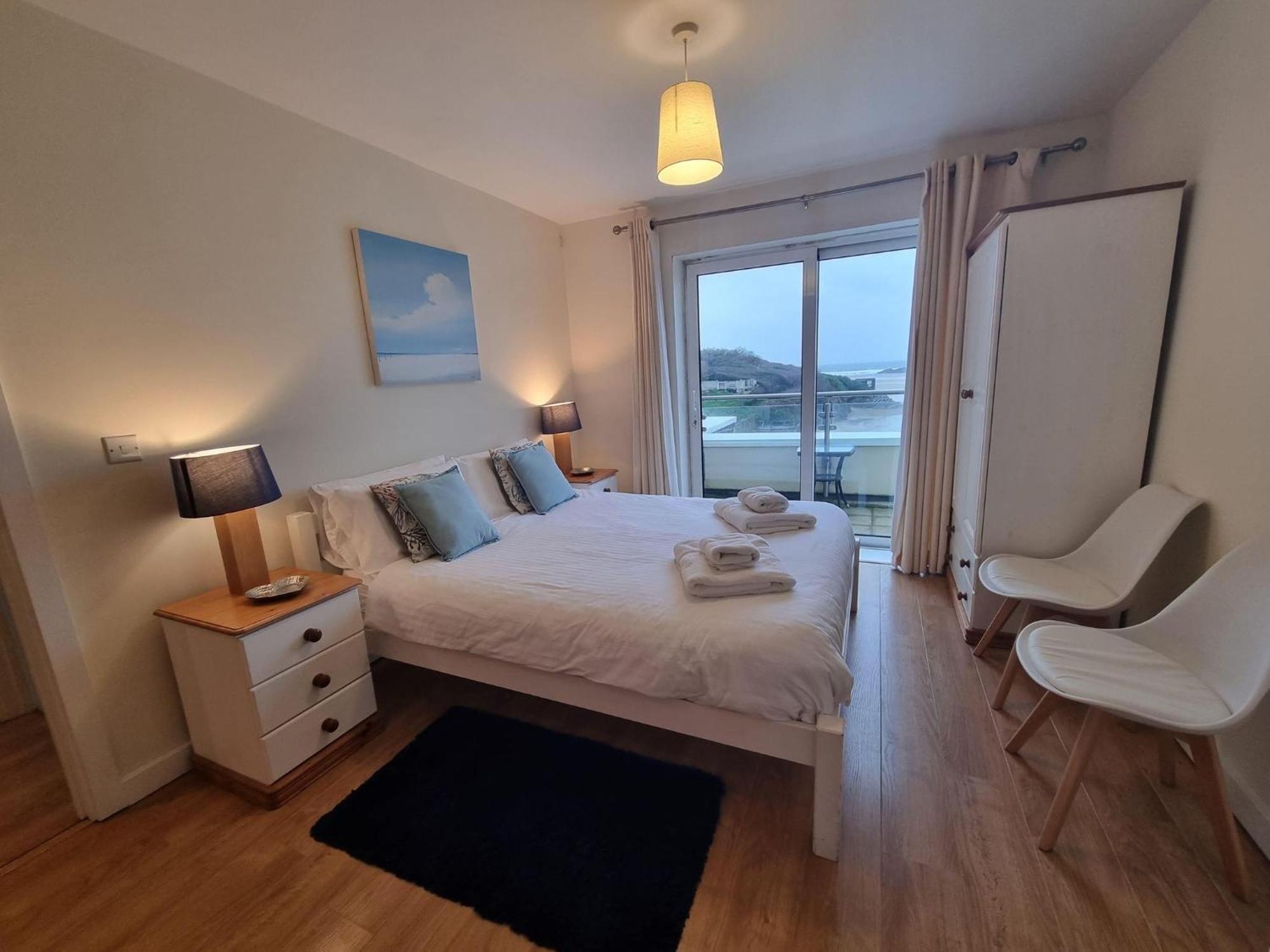 The House & Porth Sands * New Quay
